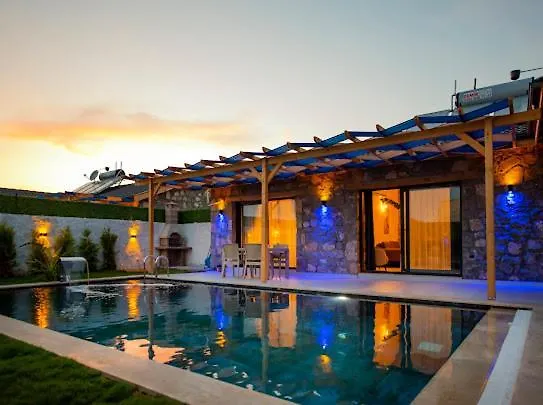 Ege & Yigit & Yagiz - Happy Villalari Vila Fethiye