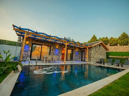 Ege & Yigit & Yagiz - Happy Villalari Vila *