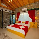Ege & Yigit & Yagiz - Happy Villalari Villa Fethiye