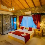 Ege & Yigit & Yagiz - Happy Villalari Villa Fethiye