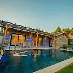 Ege & Yigit & Yagiz - Happy Villalari Villa *